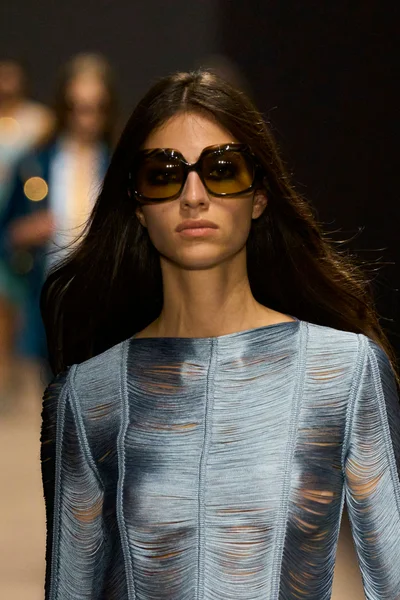 Look 83